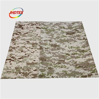 Poliesterio kamufliažinis audinys